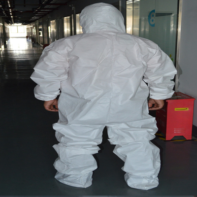 ชุดกันน้ำสีขาวแบบใช้แล้วทิ้ง PP PE Protective Coverall